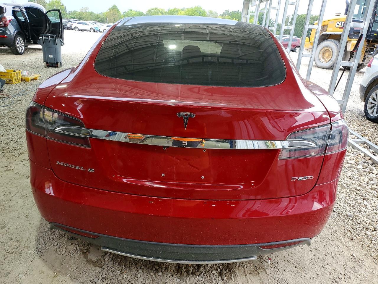 2014 Tesla Model S - Image 6
