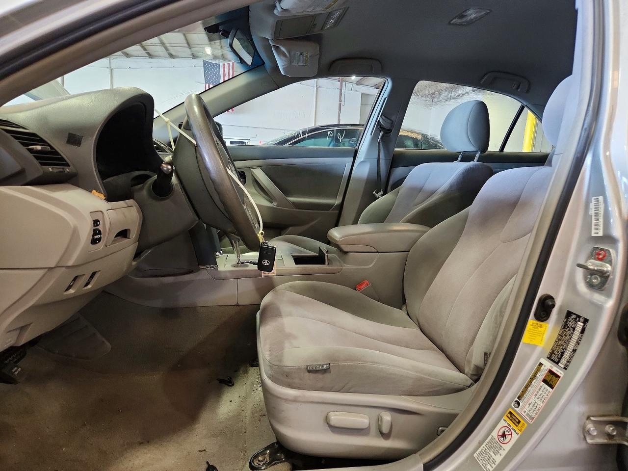 2011 Toyota Camry Hybrid - Фото 7