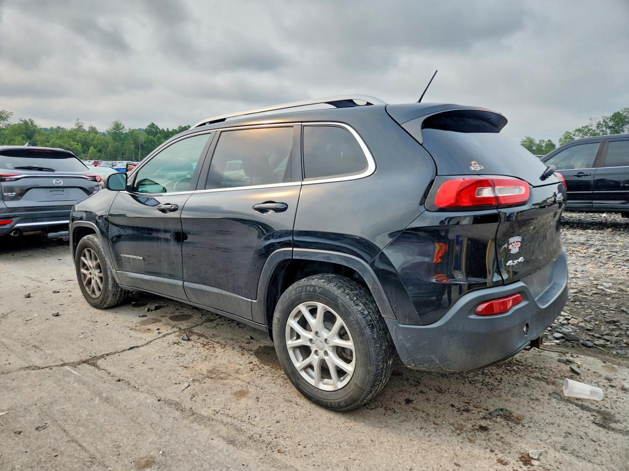 2018 Jeep Cherokee Latitude - Фото 2