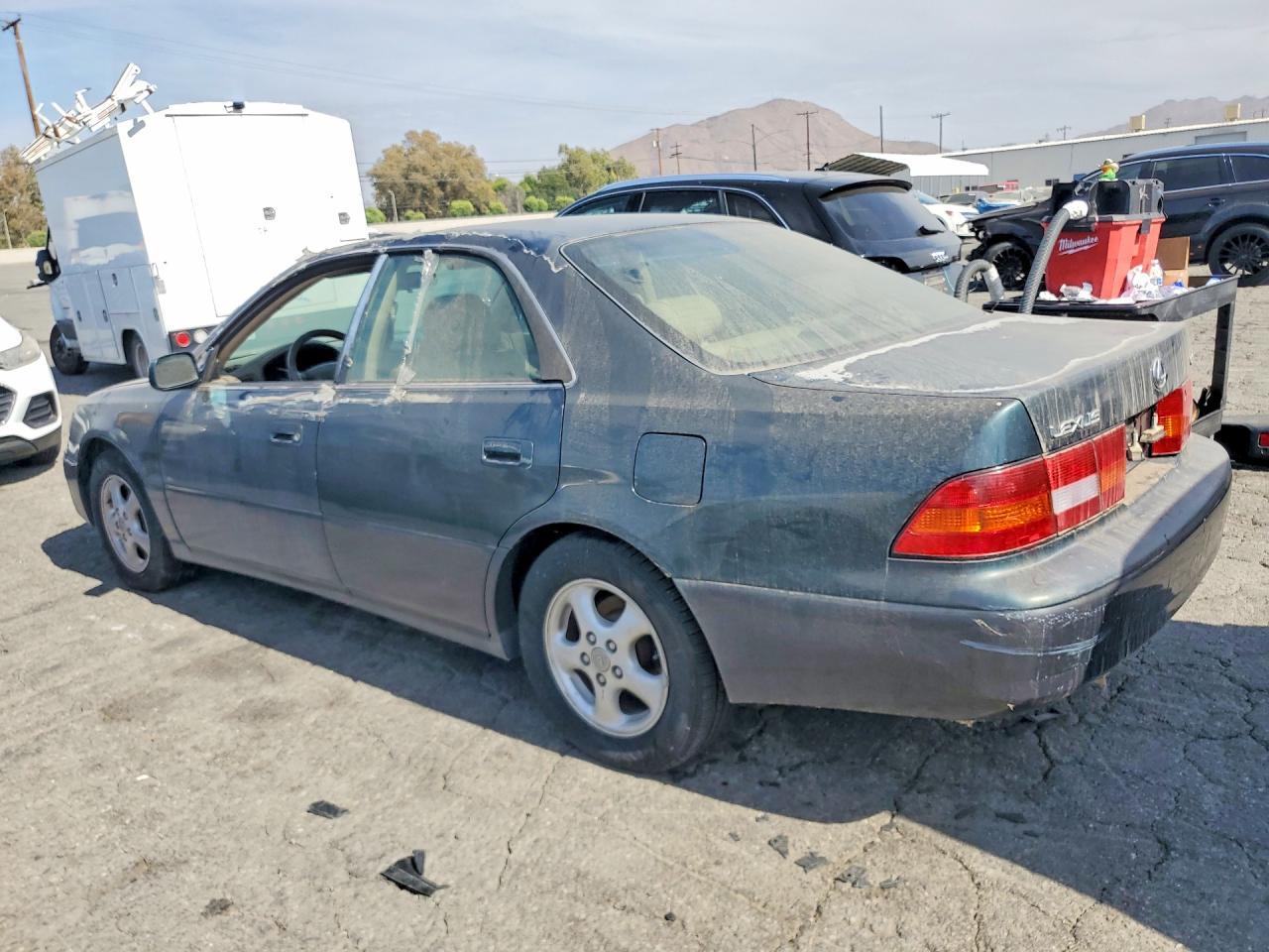 1998 Lexus Es 300 - Фото 2