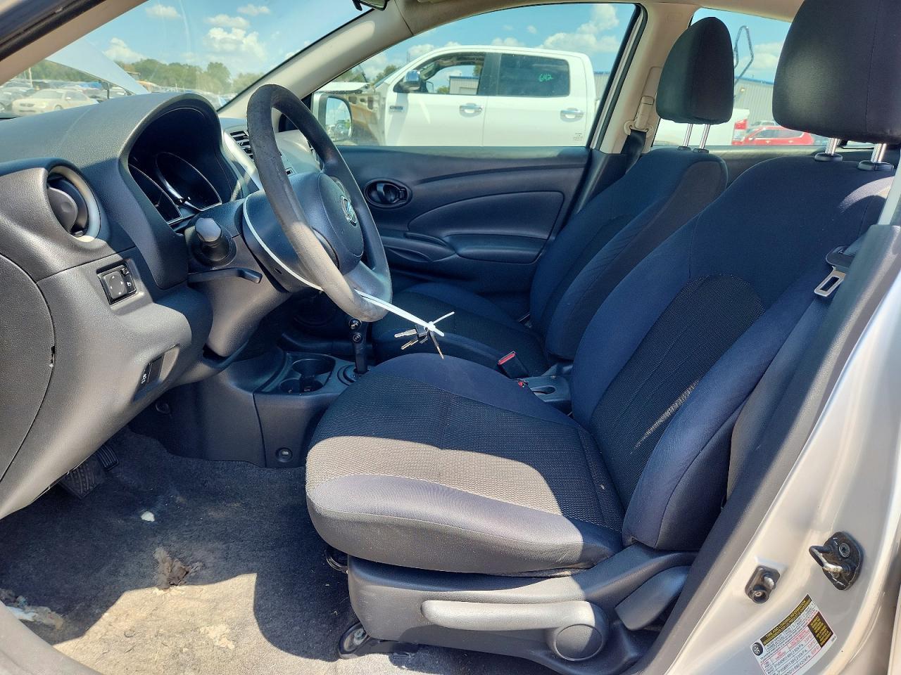 2012 Nissan Versa 1.6 S - Фото 7