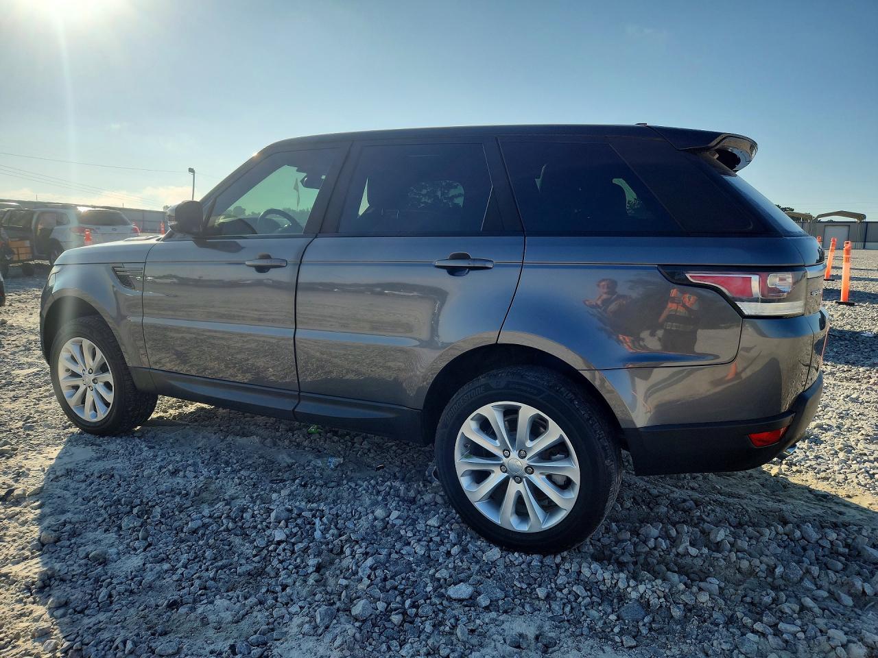 2016 Land Rover Range Rover Sport Se - Фото 2