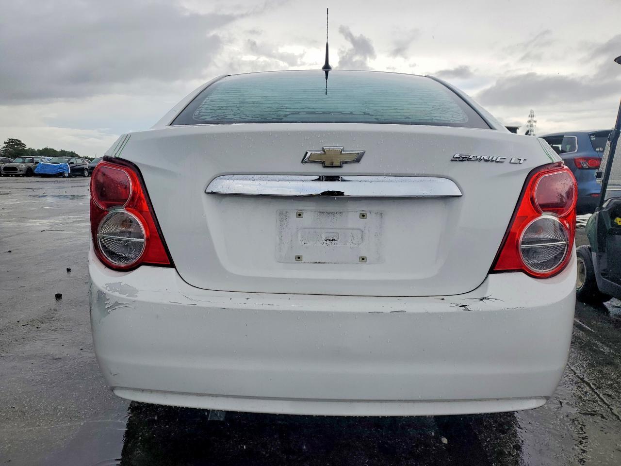 2014 Chevrolet Sonic Lt - Image 6