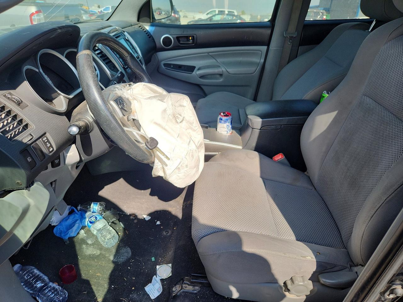 2014 Toyota Tacoma V6 - Image 7