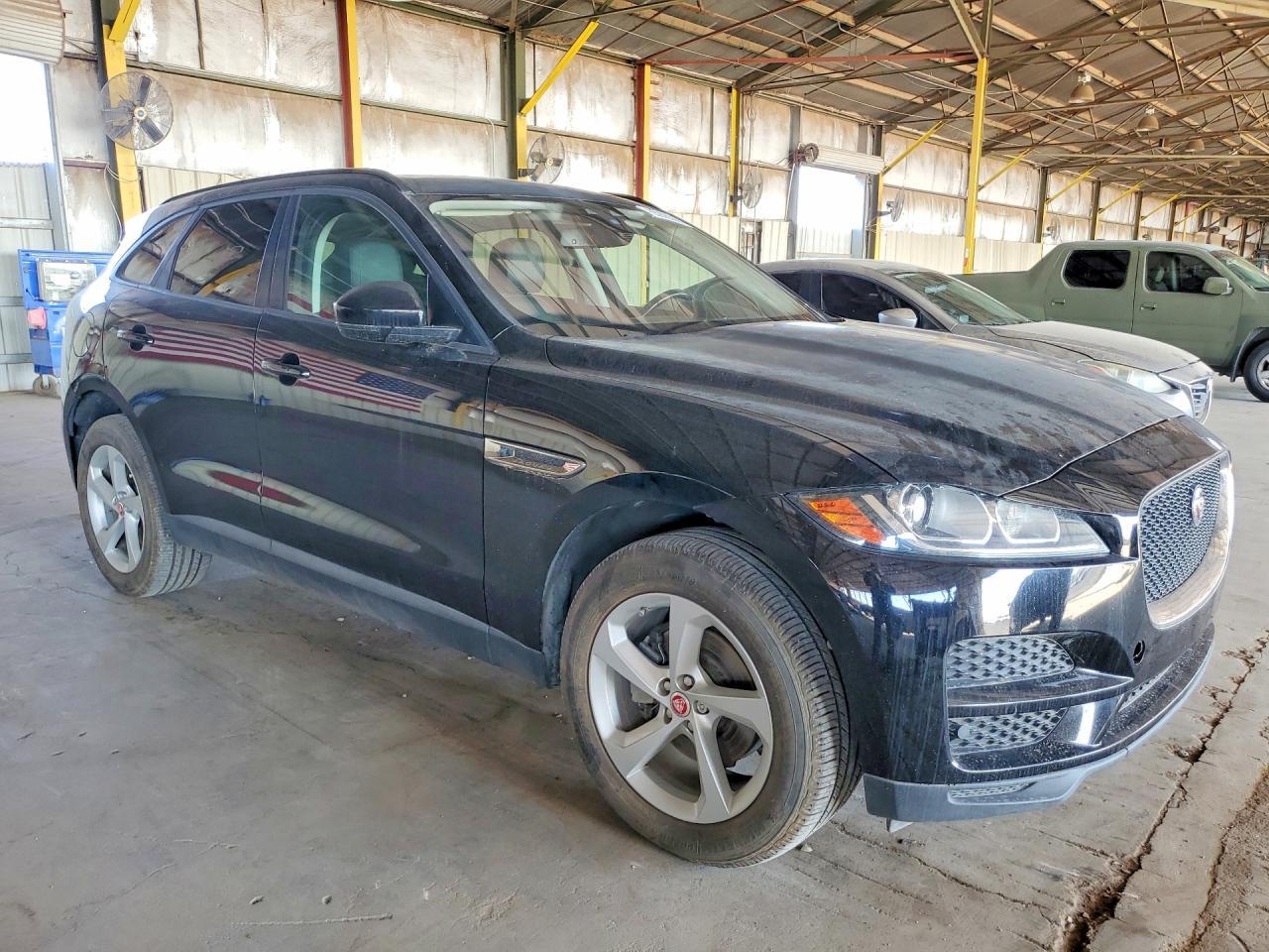 2018 Jaguar F-Pace Premium - Фото 4