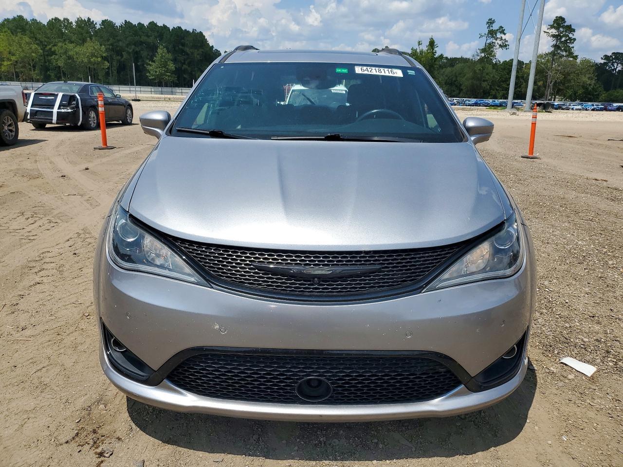 2019 Chrysler Pacifica Touring L Plus - Image 5
