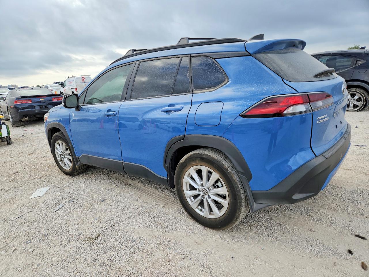 2026 Toyota Corolla Cross Le - Фото 2