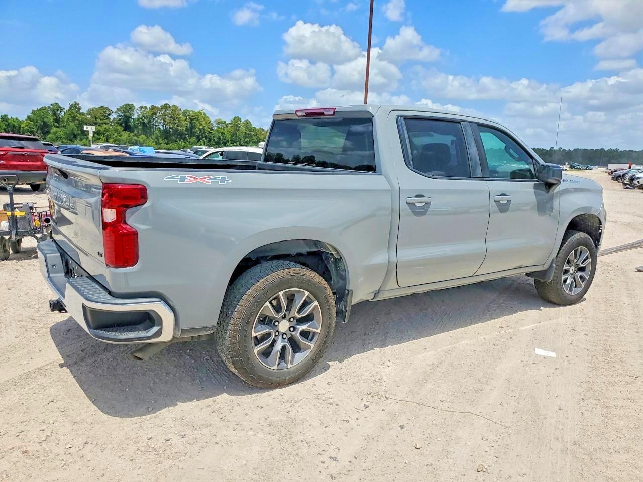 2024 Chevrolet Silverado C1500 Heavy Duty - Фото 3