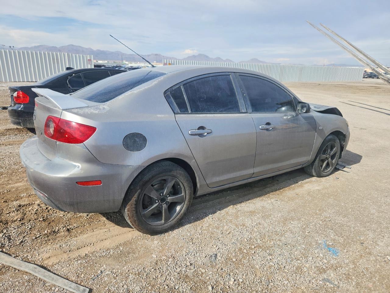2006 Mazda 3 I - Image 3