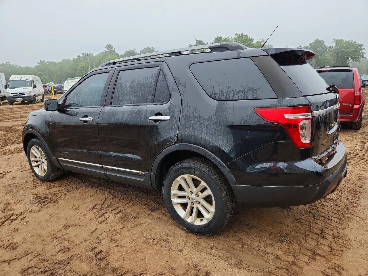2013 Ford Explorer Xlt - Image 2