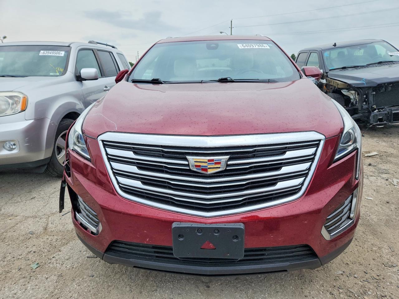 2017 Cadillac Xt5 Luxury - Фото 5