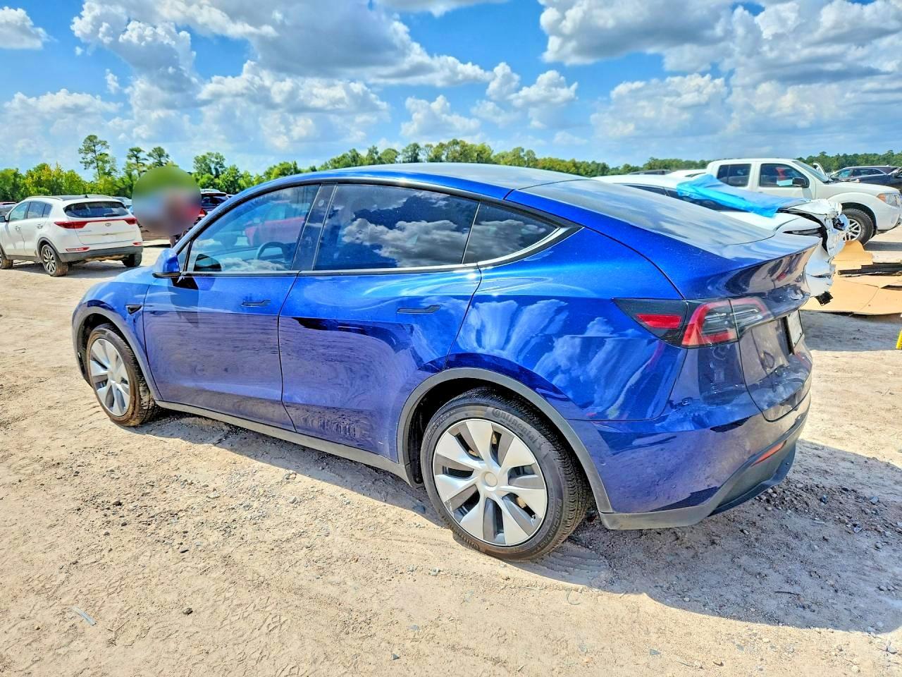 2022 Tesla Model Y - Фото 2