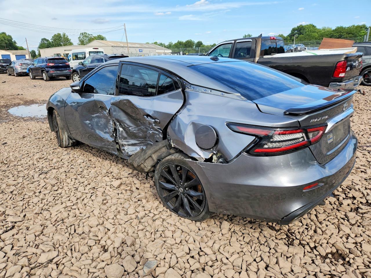 2020 Nissan Maxima Sr - Фото 2