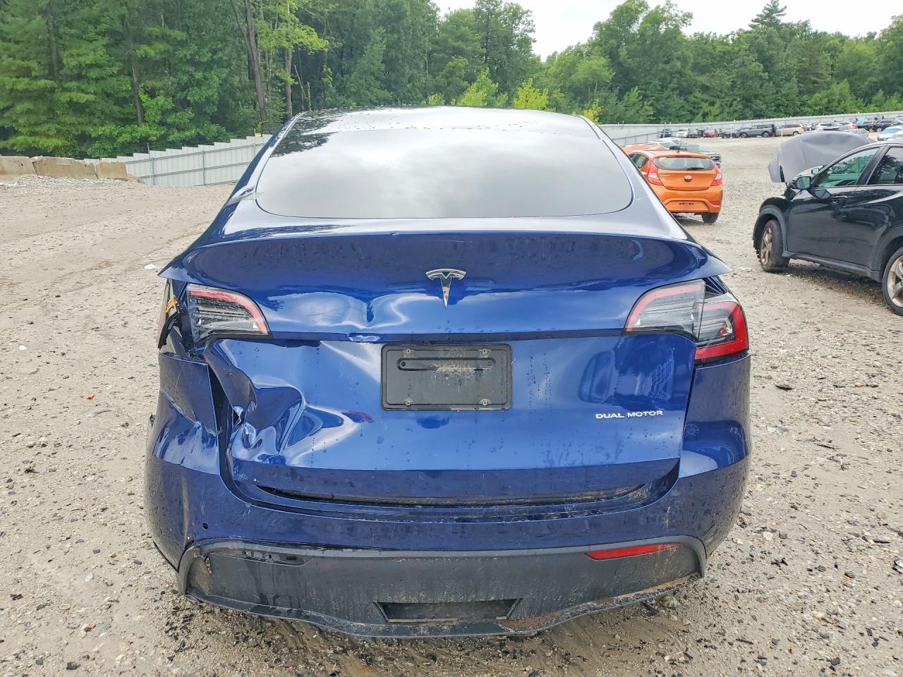 2022 Tesla Model Y - Фото 6