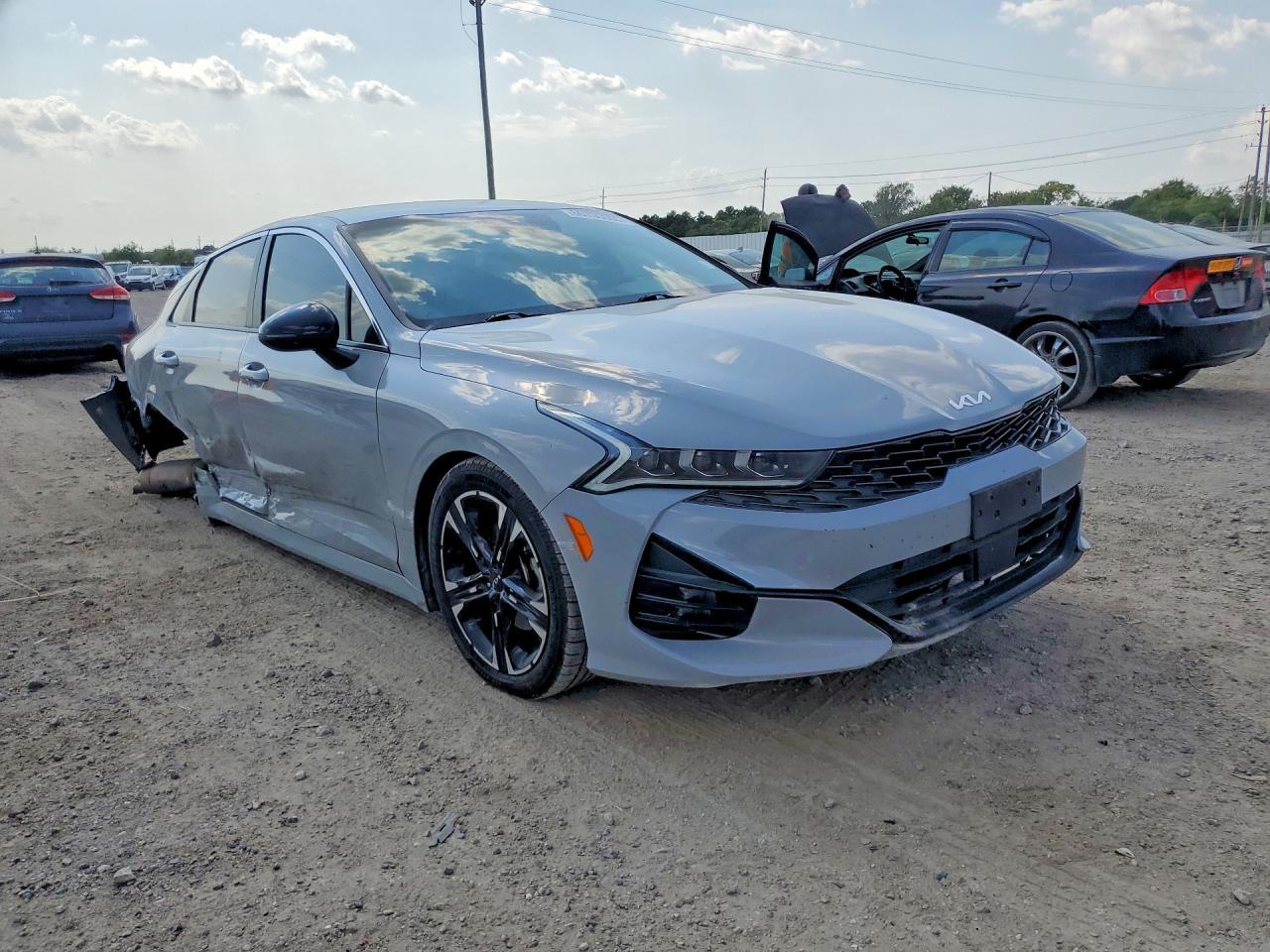 2024 Kia K5 Gt Line - Image 4