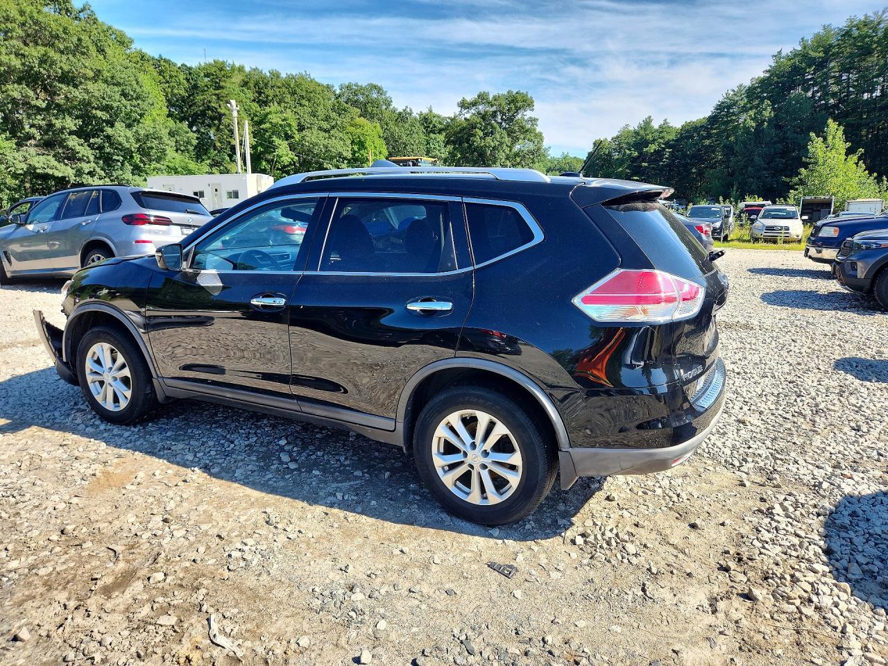 2016 Nissan Rogue Sv - Image 2