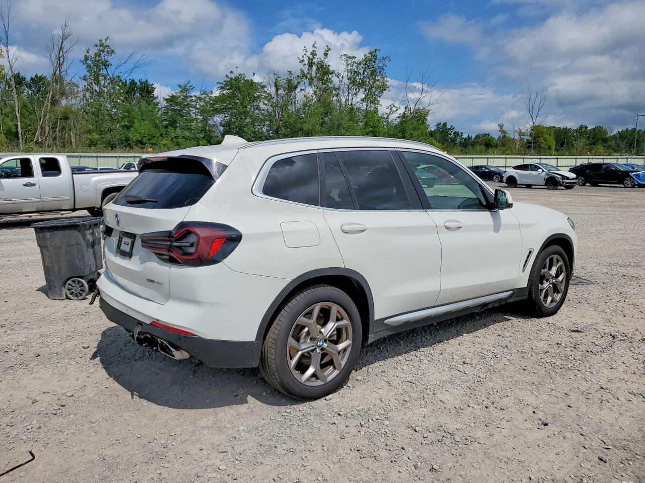 2022 BMW X3 xDrive30I - Image 3