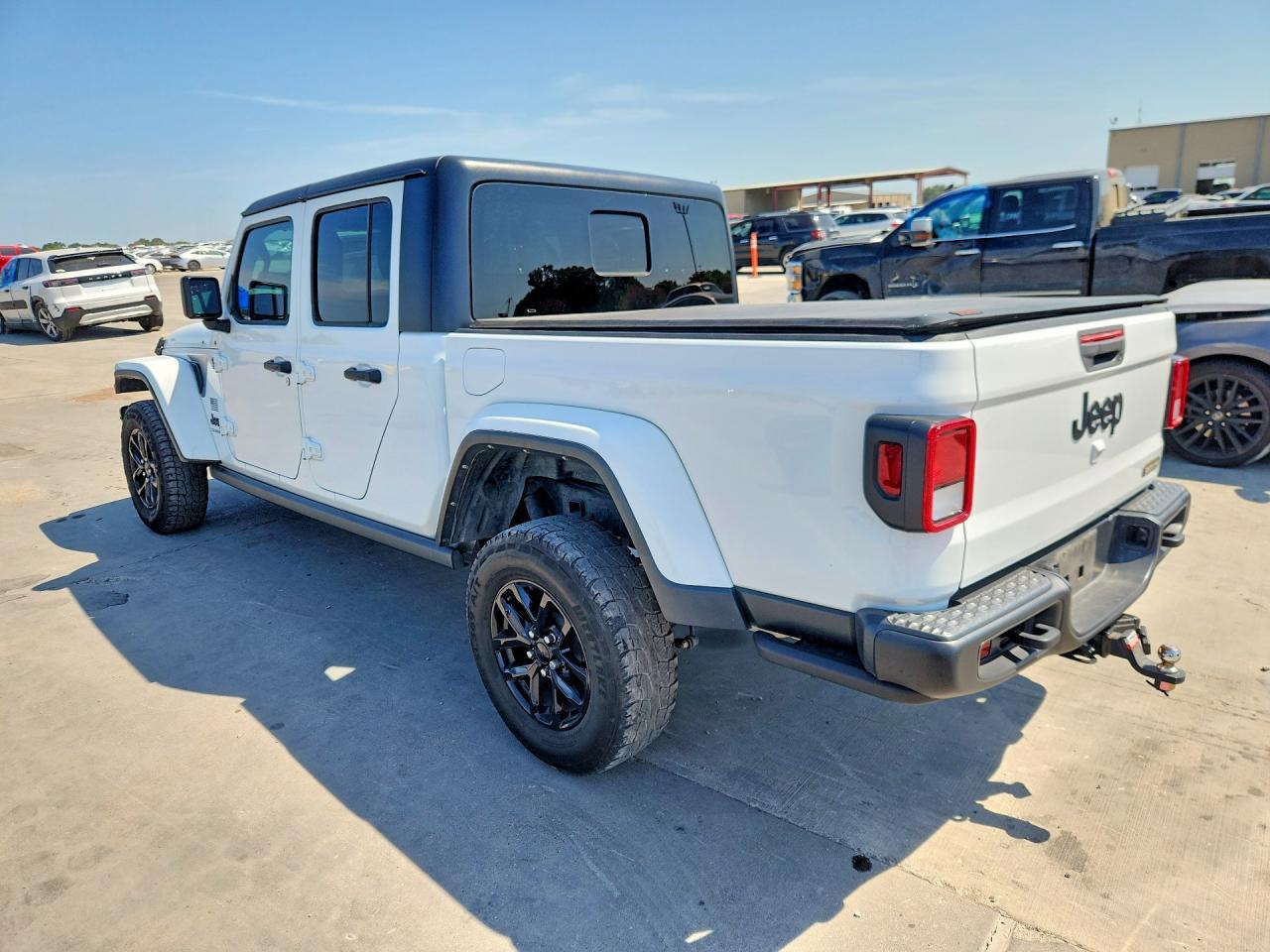 2023 Jeep Gladiator Sport - Фото 2