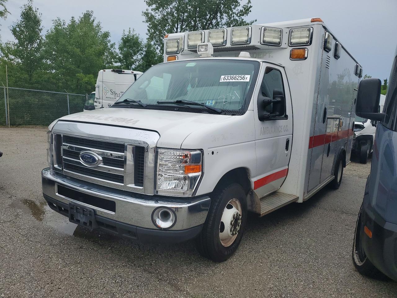 2017 Ford Econoline E450 Sd Ambulance