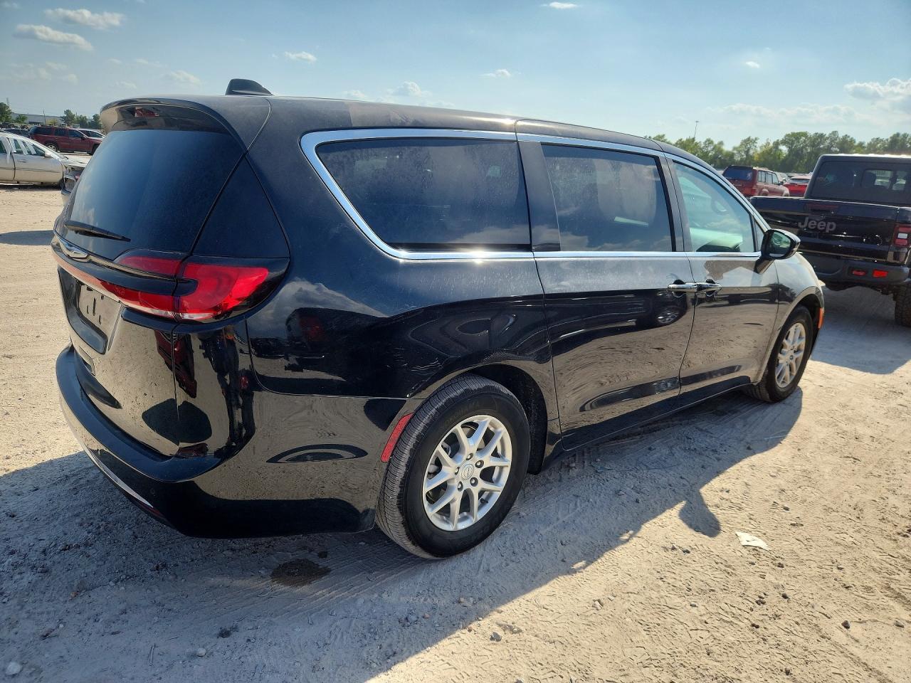 2026 Chrysler Pacifica Select - Фото 3