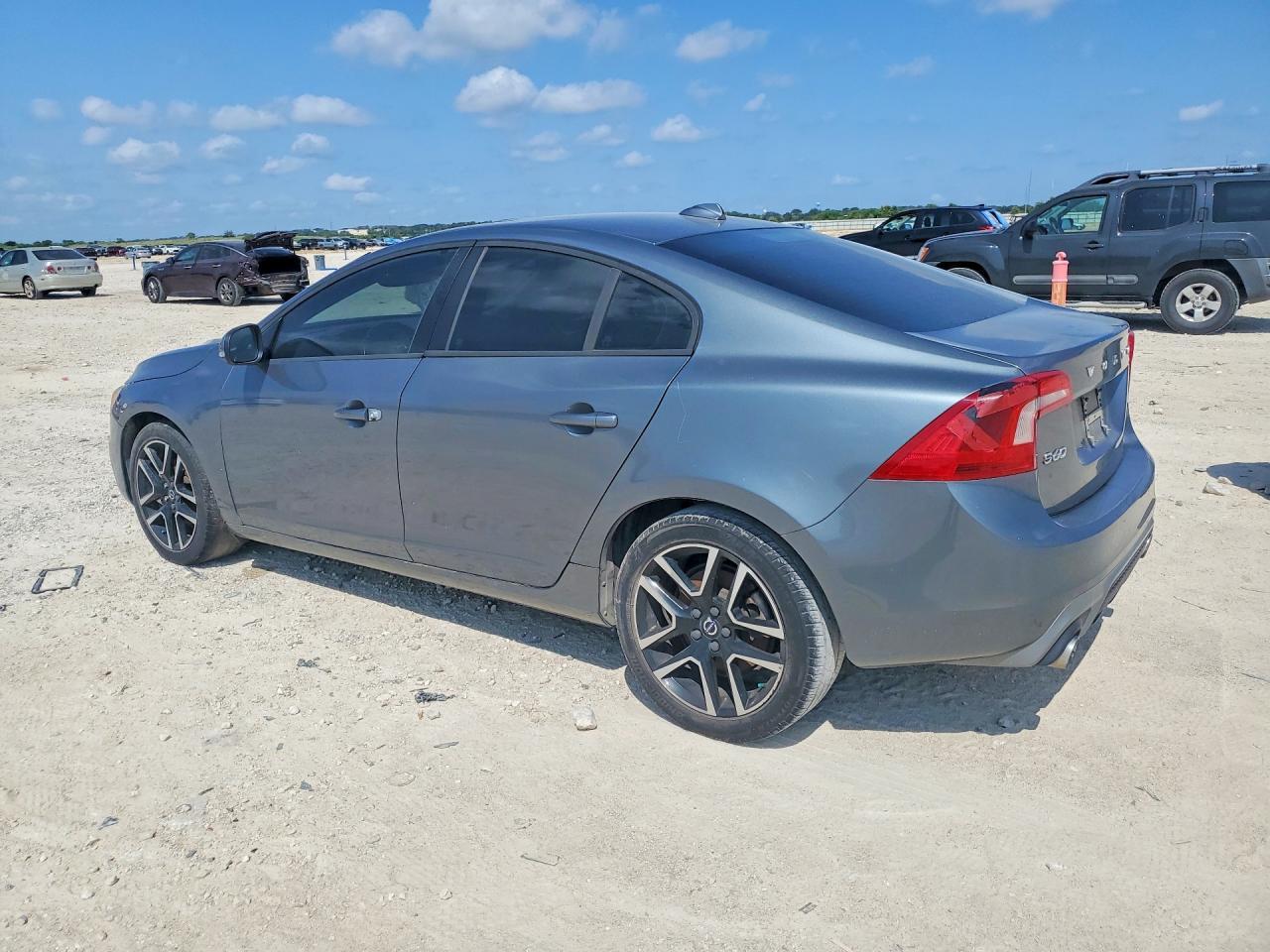 2017 Volvo S60 T5 - Image 2