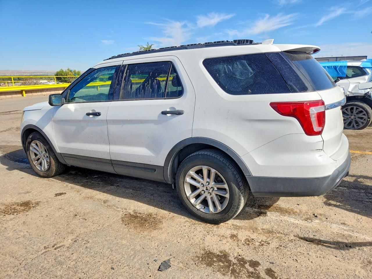 2017 Ford Explorer - Фото 2