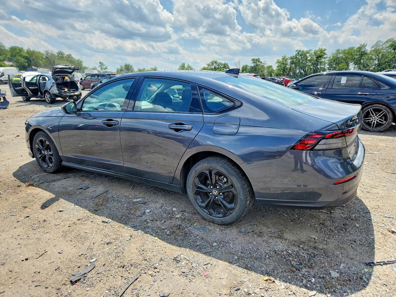 2025 Honda Accord Se - Image 2