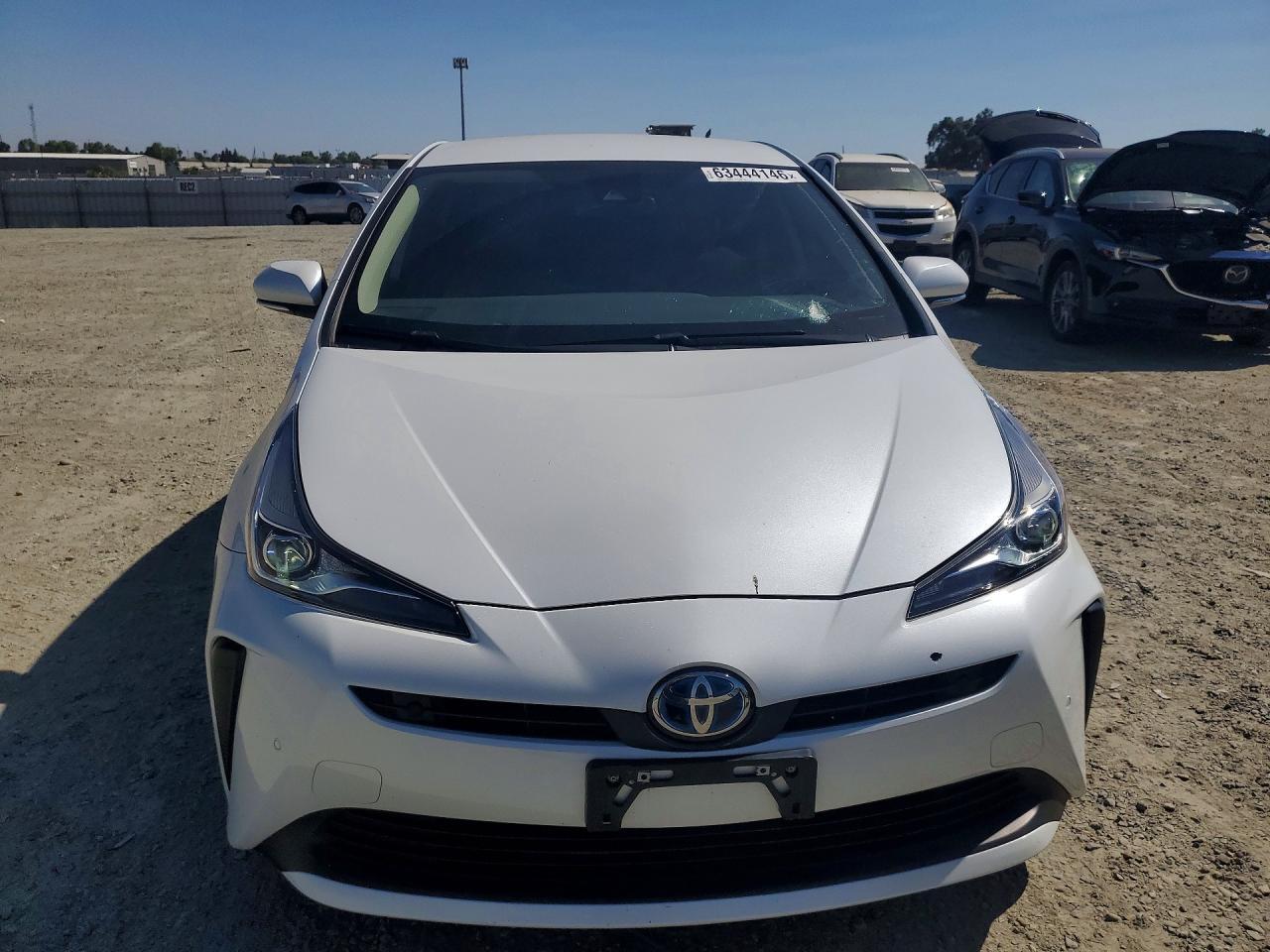 2022 Toyota Prius Le - Фото 5