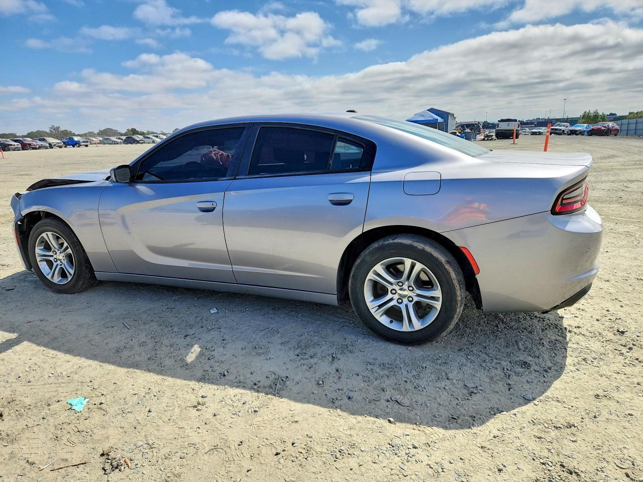 2016 Dodge Charger Se - Image 2