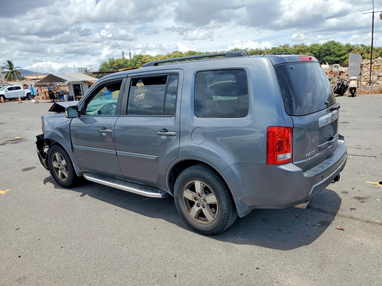 2011 Honda Pilot Ex - Image 2