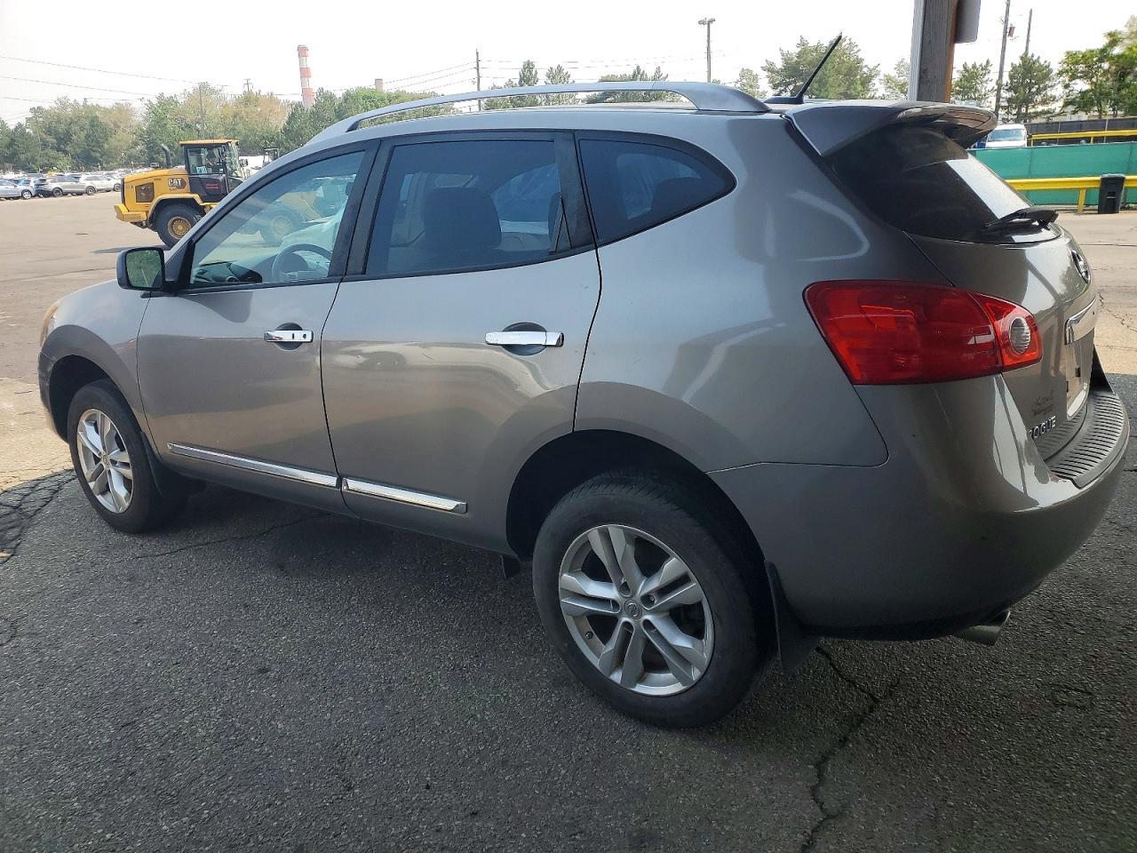 2013 Nissan Rogue S - Image 2