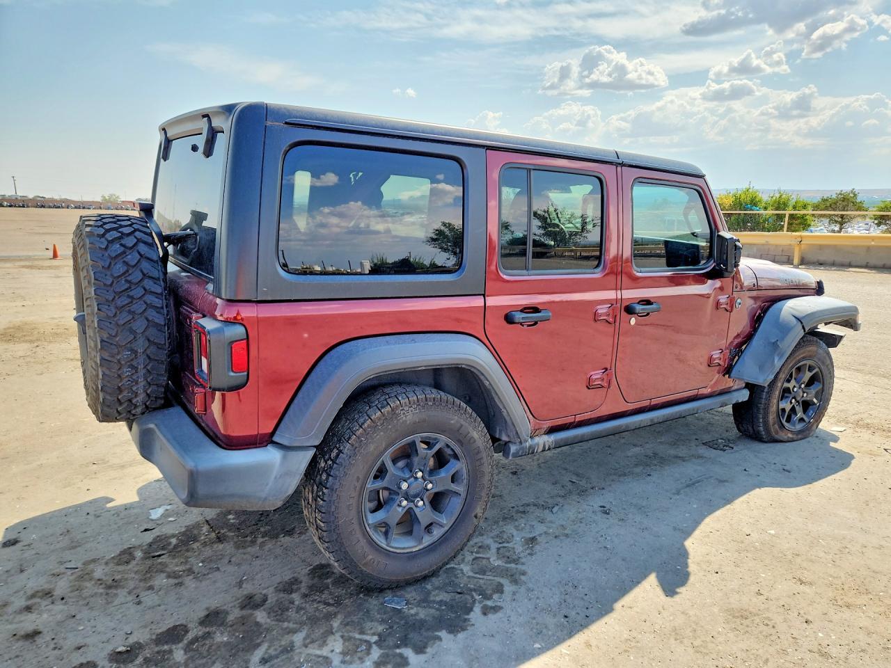 2021 Jeep Wrangler Unlimited Sport - Фото 3