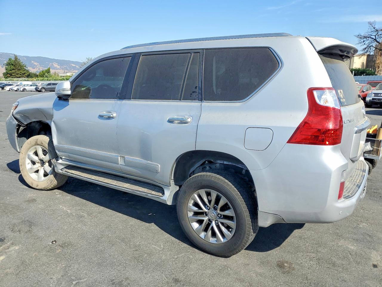 2010 Lexus Gx 460 Premium - Фото 2