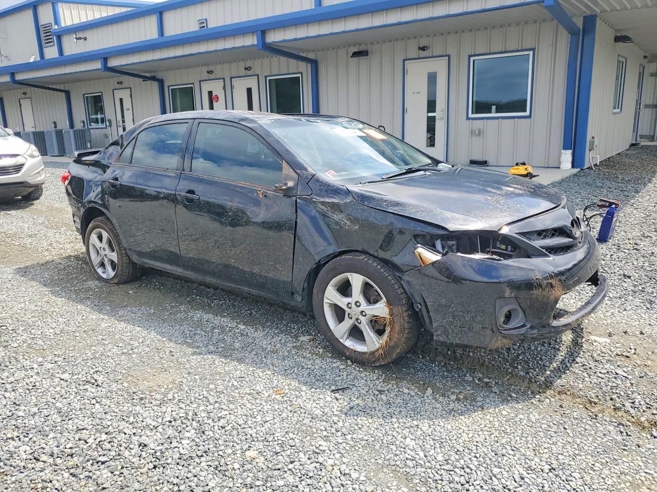 2011 Toyota Corolla S - Фото 4