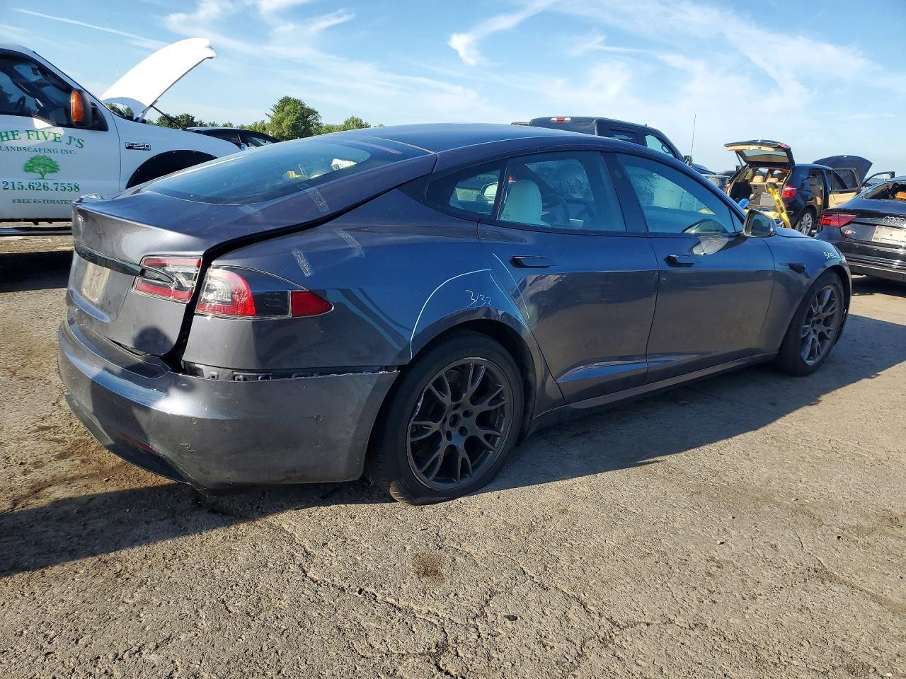 2021 Tesla Model S - Image 3