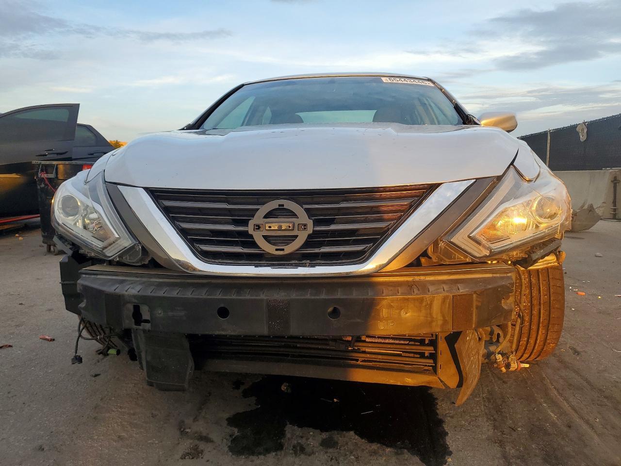 2017 Nissan Altima 2.5 Sr - Фото 5