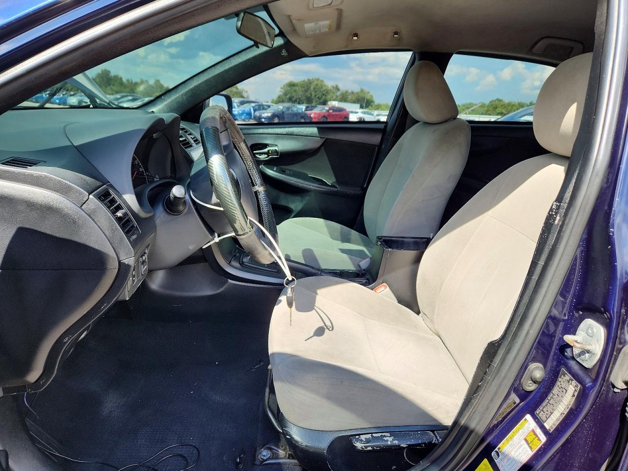 2013 Toyota Corolla L - Фото 7