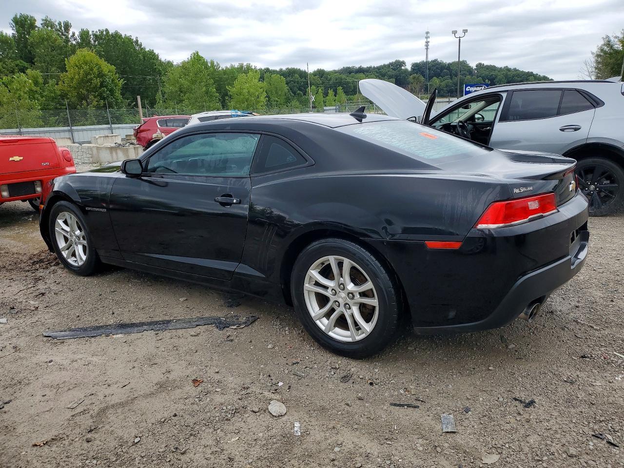 2015 Chevrolet Camaro Ls - Фото 2
