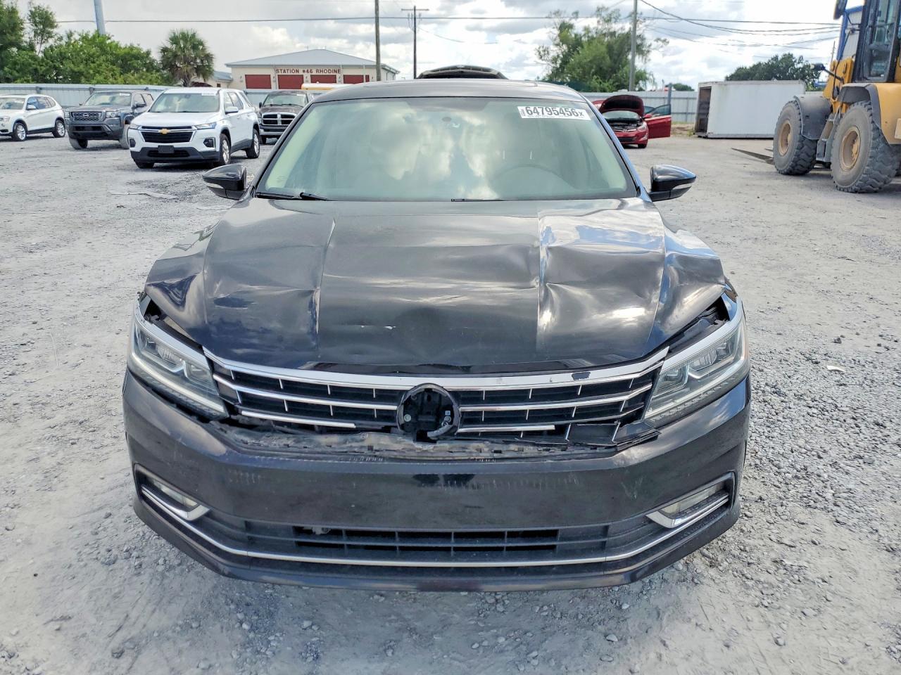 2016 Volkswagen Passat Se - Image 5