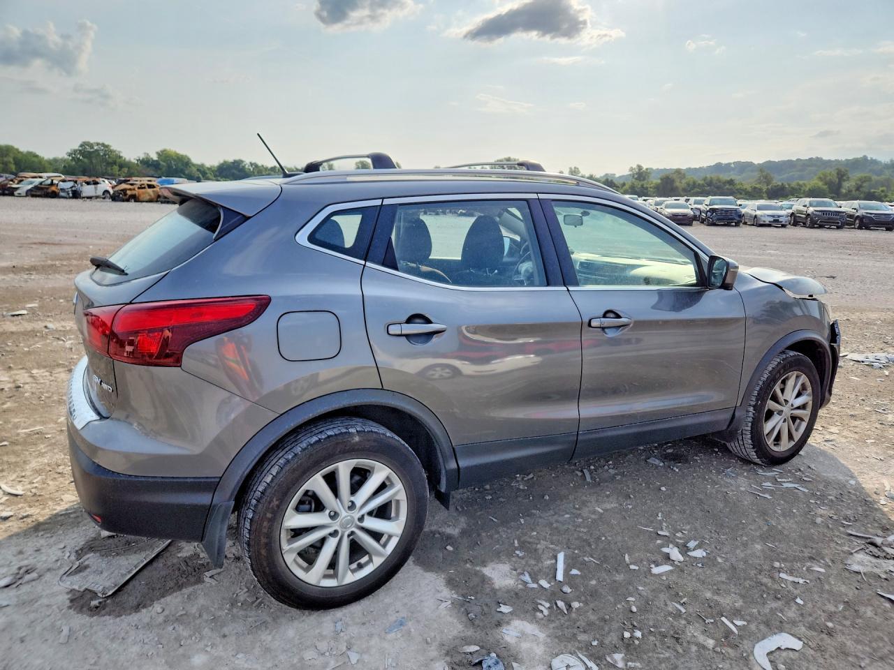 2018 Nissan Rogue Sport Sv - Фото 3