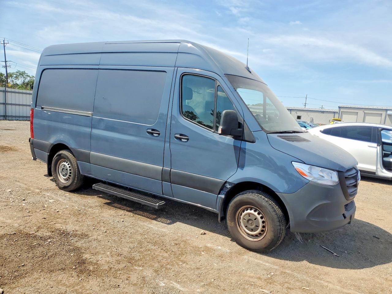 2019 Mercedes-Benz Sprinter 2500/3500 Delivery Van - Image 4