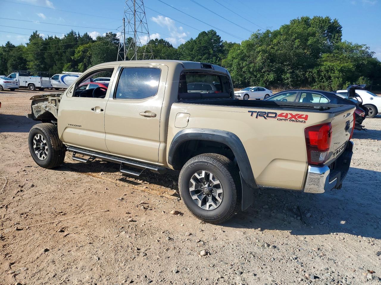 2019 Toyota Tacoma Trd Off-Road - Image 2