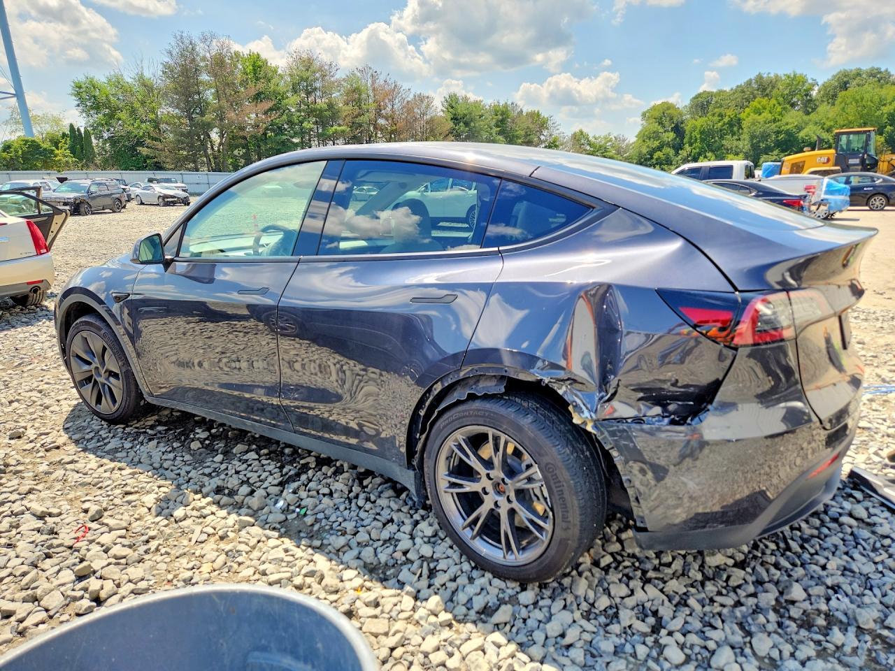 2024 Tesla Model Y - Image 2