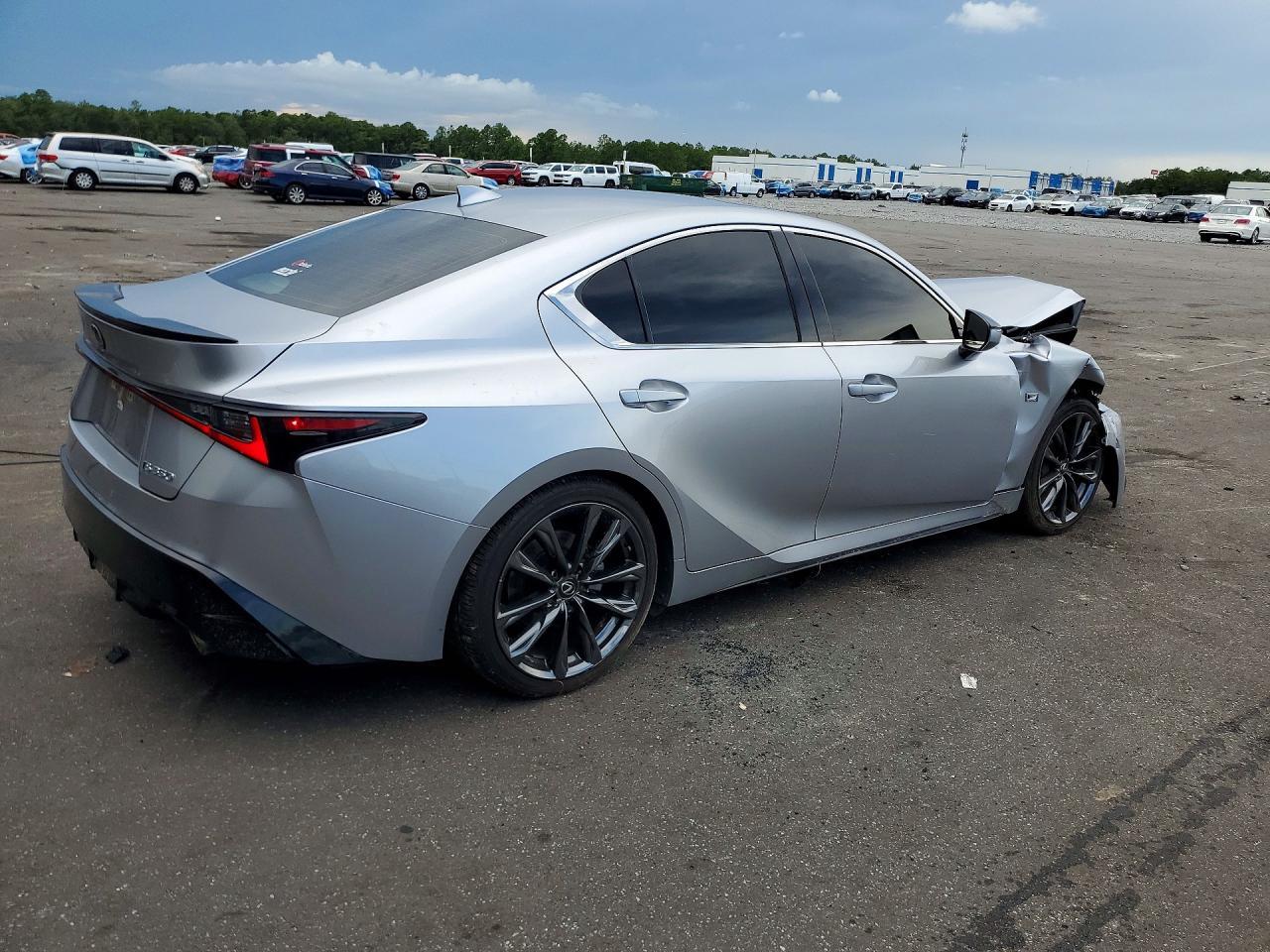 2023 Lexus Is 350 F Sport - Image 3