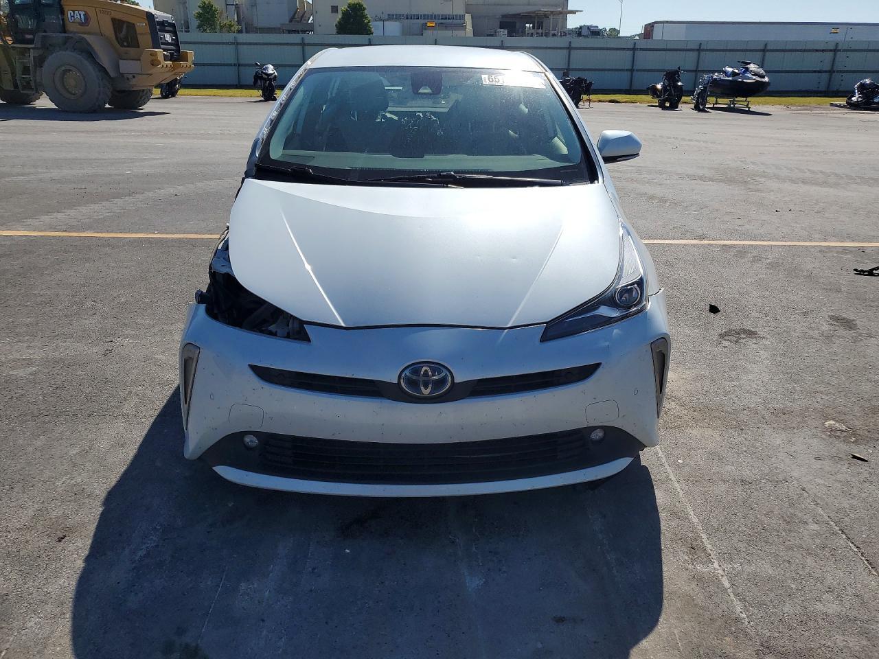 2021 Toyota Prius Le Awd-E - Фото 5