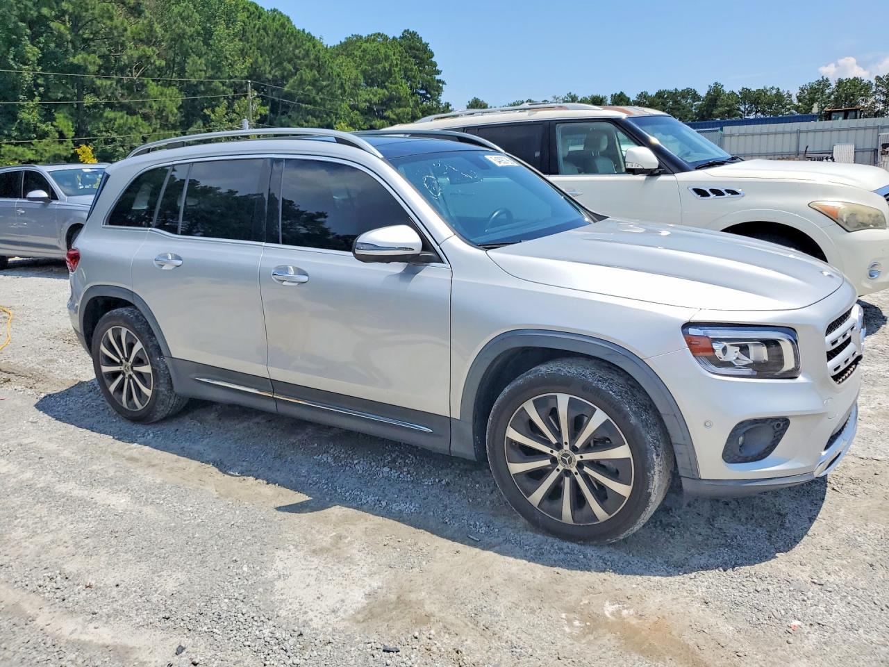 2021 Mercedes-Benz Glb 250 - Фото 4