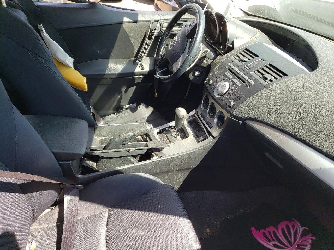 2010 Mazda Mazda 3 - Image 7