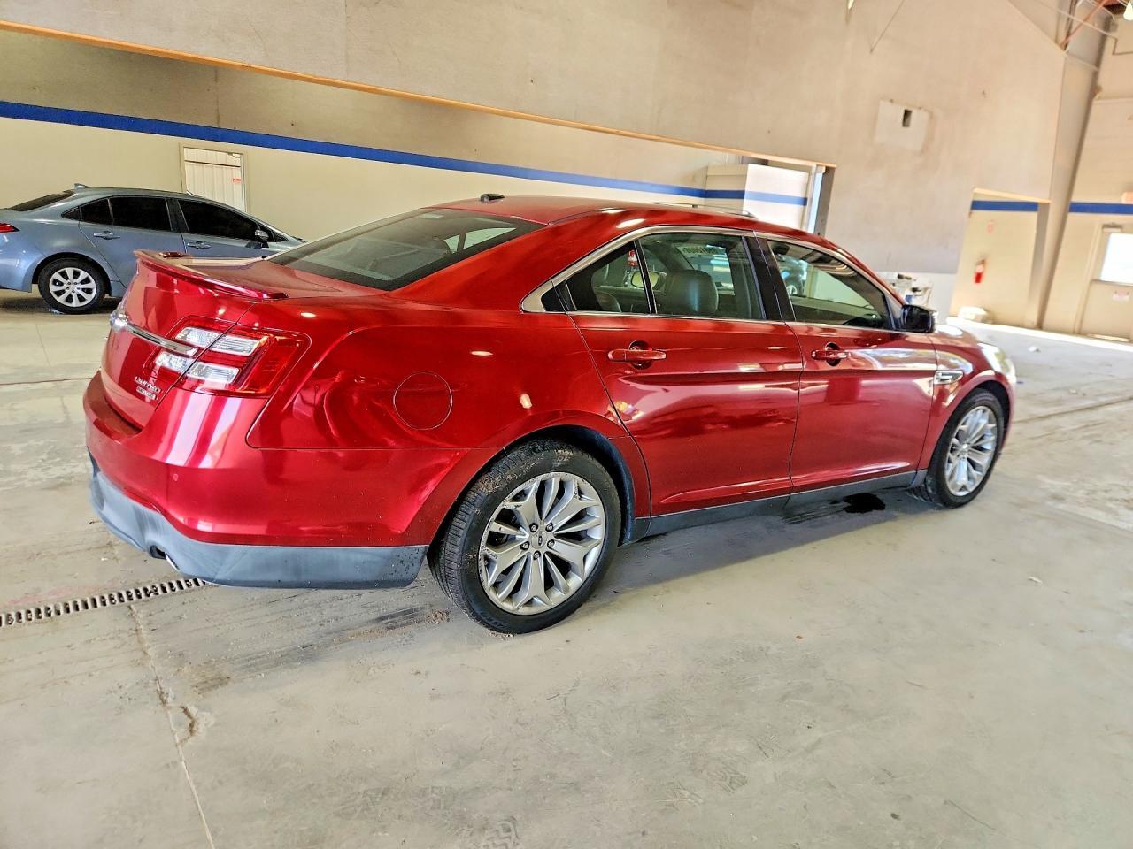 2013 Ford Taurus Limited - Фото 3