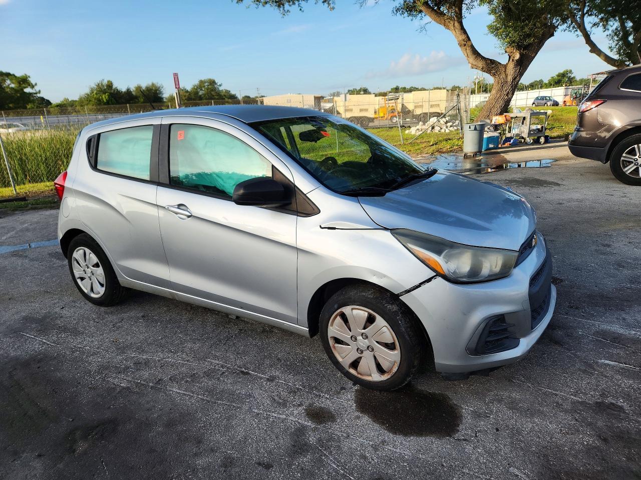 2016 Chevrolet Spark Ls - Фото 4