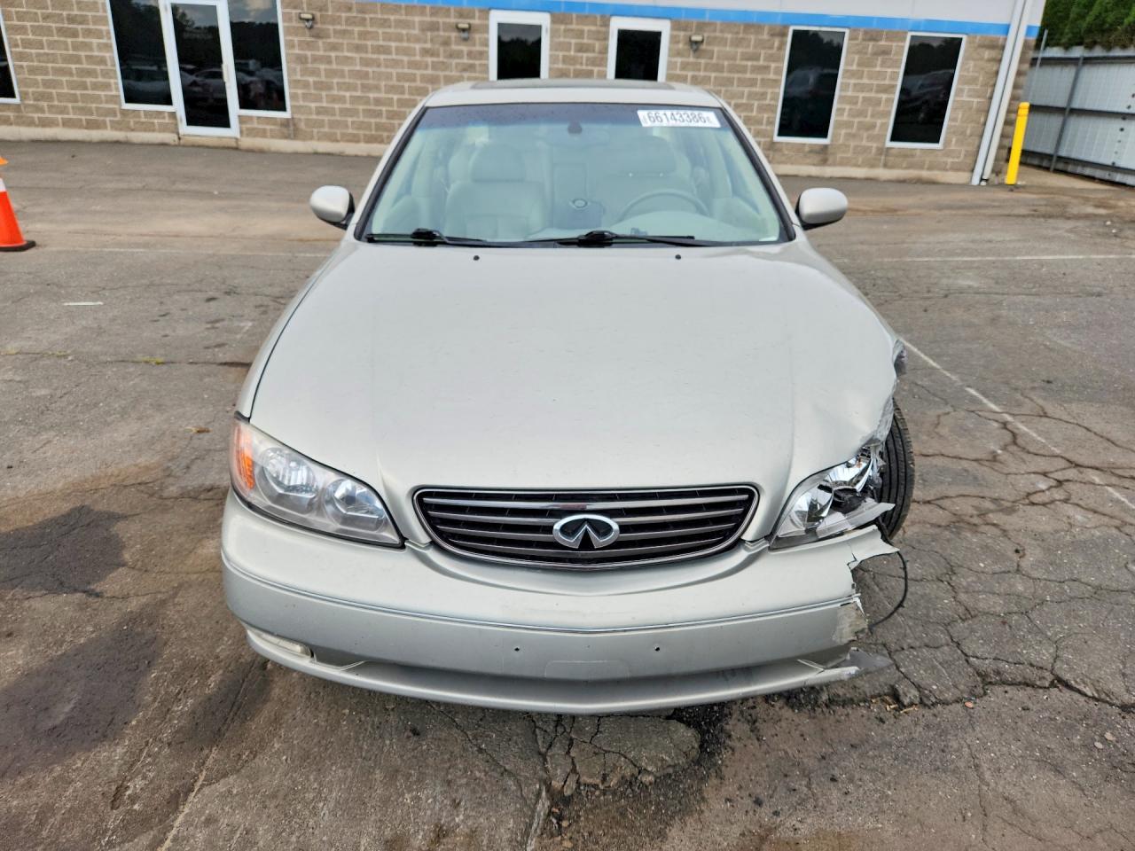 2004 Infiniti I35 Base - Image 5